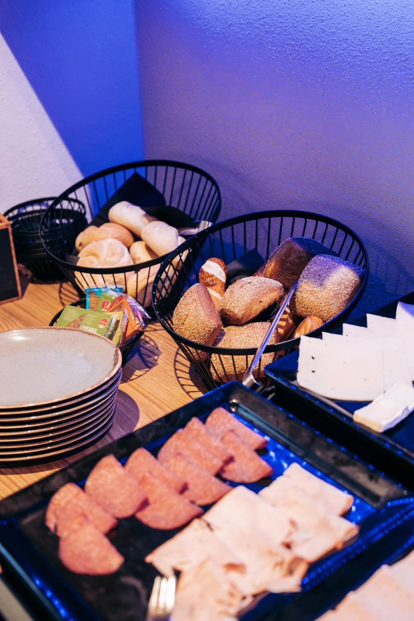 ホテル レストラン アム パウルスボーゲン パッサウ エクステリア 写真